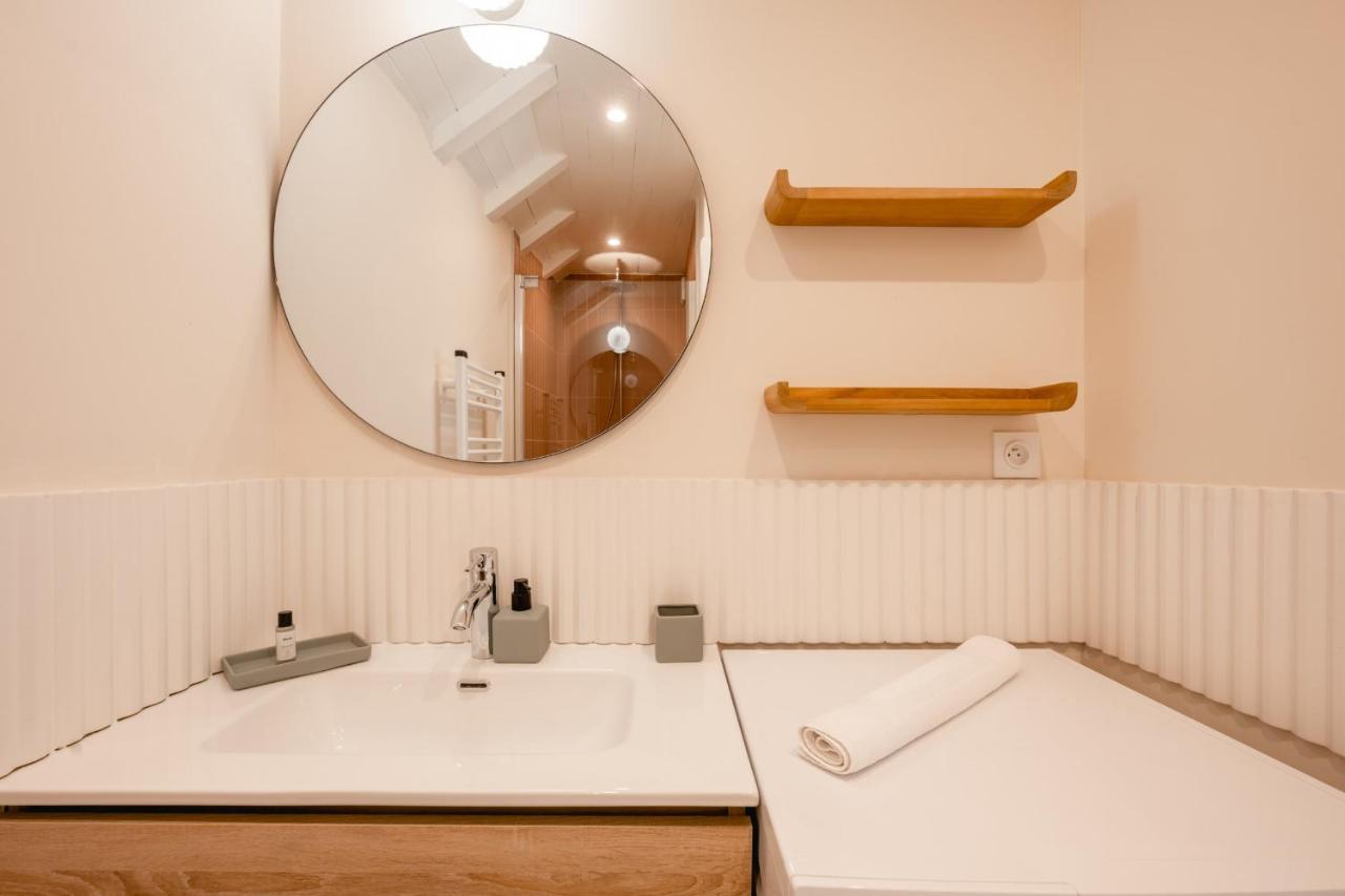 Le Duplex Vaugelas Atypique En Plein Centre Ville Annecy Exterior foto